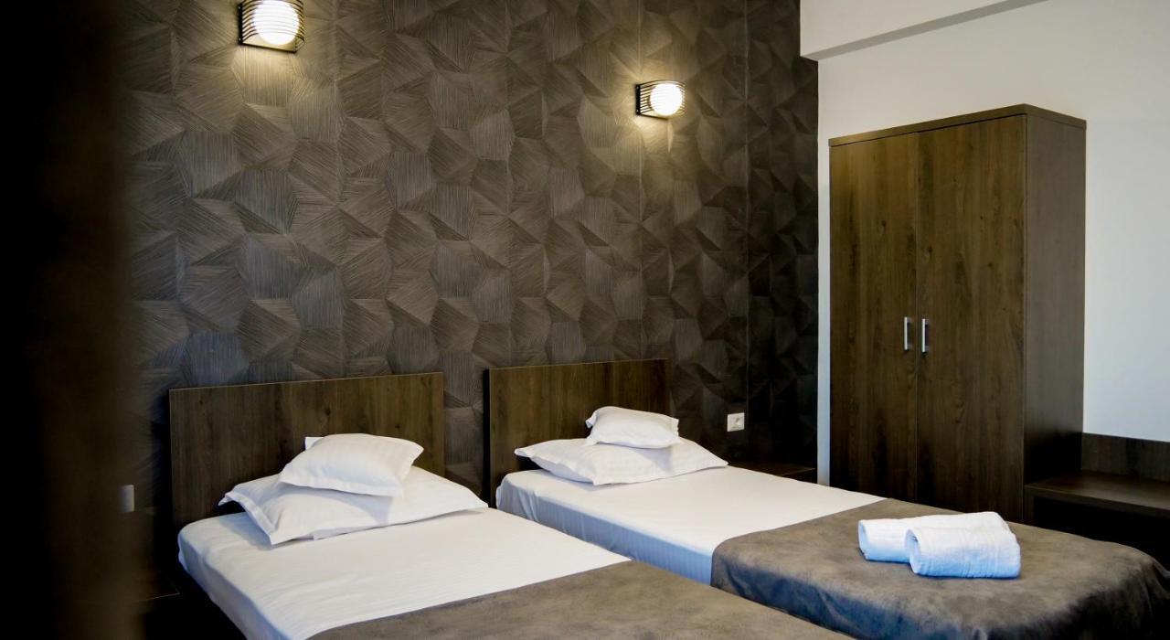 Motel Infinit Târgu Jiu Екстериор снимка
