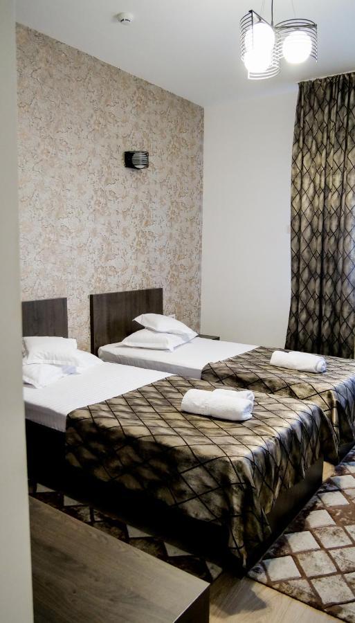 Motel Infinit Târgu Jiu Екстериор снимка