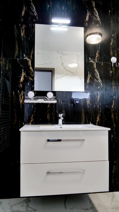 Motel Infinit Târgu Jiu Екстериор снимка