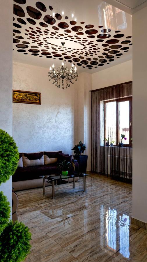 Motel Infinit Târgu Jiu Екстериор снимка